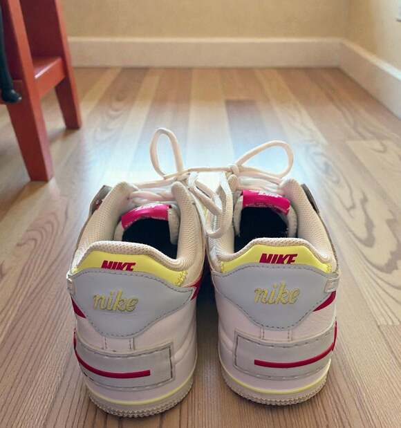 Women's Nike AF1 Shadow FQ8885-100 Size 9 Women's - Picture 4 of 6